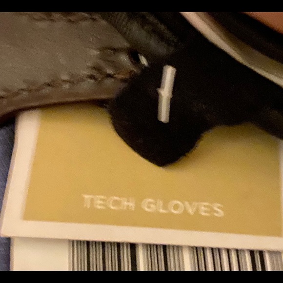 Authentic Michael Kors leather gloves - Picture 4 of 5